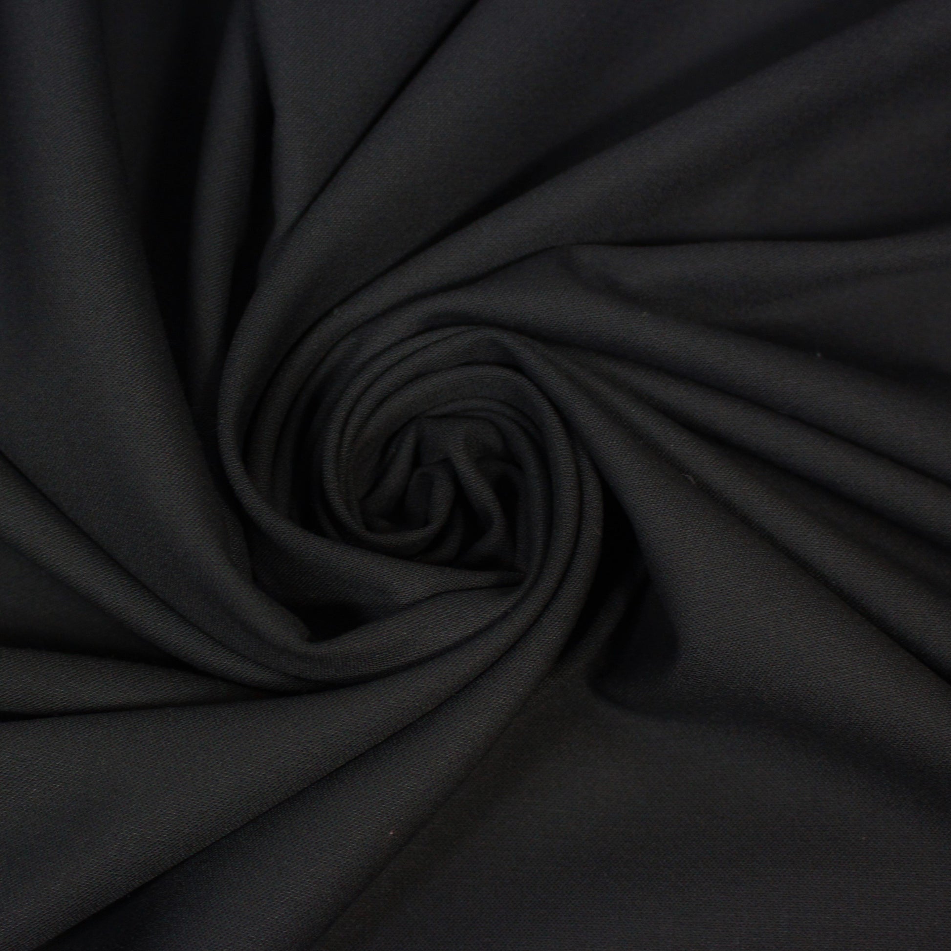 Tissus haute couture. Tissus au mètre pas cher. Tissus pas cher. Acheter tissus au mètre. Tissus français. Tissus de grandes maisons. Tissus haut de gamme. Tissus pour collection. Tissus pour createur. Jeune createur. Laine. Soie. Coton. Lin.