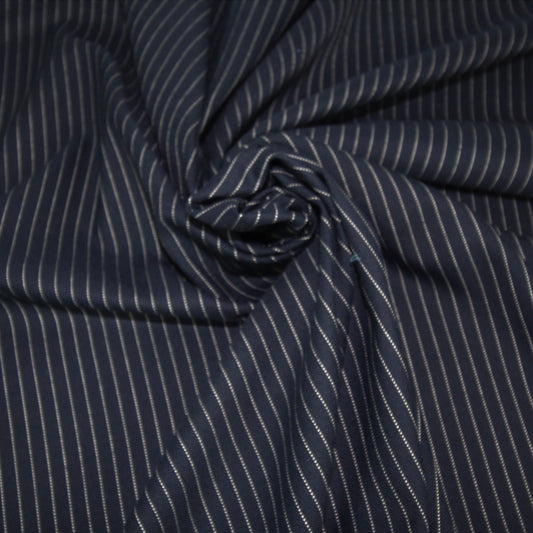 Tissus haute couture. Tissus au mètre pas cher. Tissus pas cher. Acheter tissus au mètre. Tissus français. Tissus de grandes maisons. Tissus haut de gamme. Tissus pour collection. Tissus pour createur. Jeune createur. Laine. Soie. Coton. Lin.