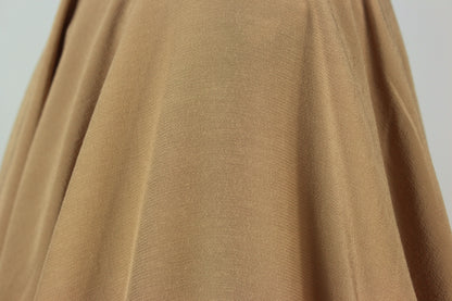 Tissus haute couture. Tissus au mètre pas cher. Tissus pas cher. Acheter tissus au mètre. Tissus français. Tissus de grandes maisons. Tissus haut de gamme. Tissus pour collection. Tissus pour createur. Jeune createur. Laine. Soie. Coton. Lin.