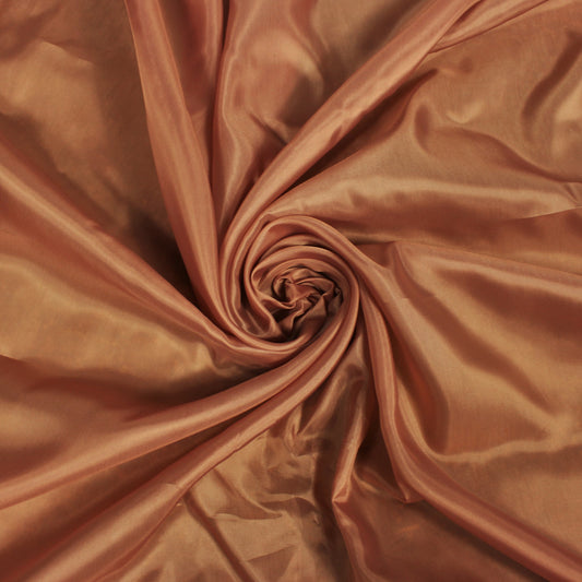 Tissus haute couture. Tissus au mètre pas cher. Tissus pas cher. Acheter tissus au mètre. Tissus français. Tissus de grandes maisons. Tissus haut de gamme. Tissus pour collection. Tissus pour createur. Jeune createur. Laine. Soie. Coton. Lin.