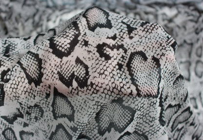 Tissu mousseline polyester - imprimé reptile - photo 3/6 | So Tissus