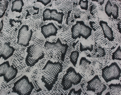 Tissu mousseline polyester - imprimé reptile - photo 6/6 | So Tissus