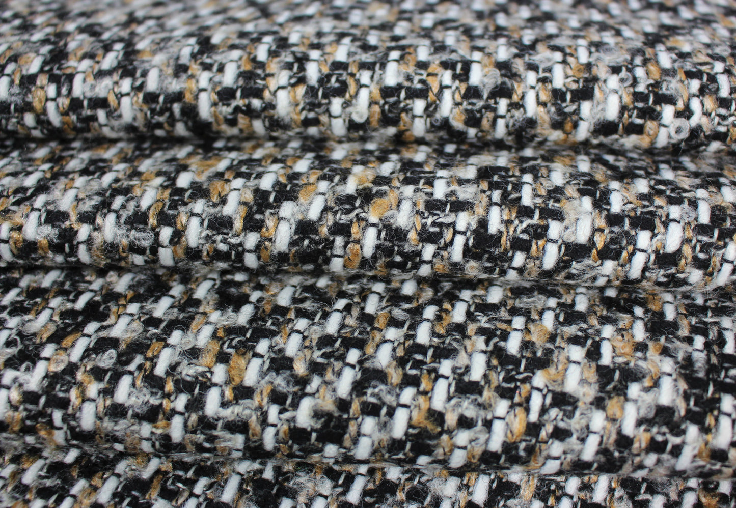 Coupon de 1,5 mètre - tweed de laine - beige noir et blanc - photo 2/5 | So Tissus