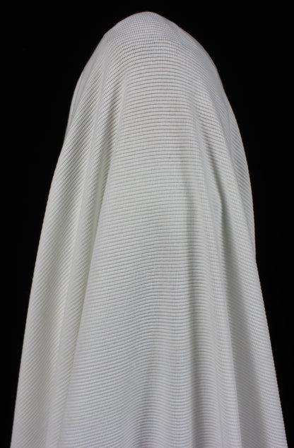 Tissus haute couture. Tissus au mètre pas cher. Tissus pas cher. Acheter tissus au mètre. Tissus français. Tissus de grandes maisons. Tissus haut de gamme. Tissus pour collection. Tissus pour createur. Jeune createur. Laine. Soie. Coton. Lin.