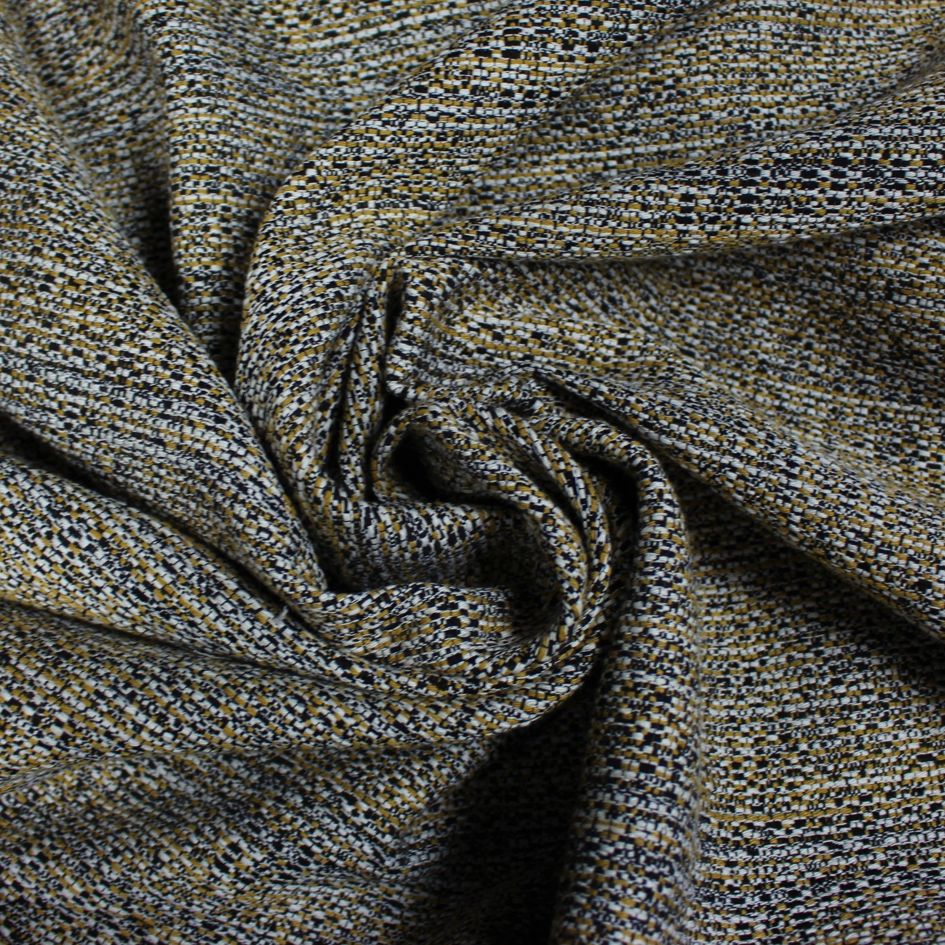 Tissu tweed chiné - noir, blanc et beige - photo 1/4 | So Tissus