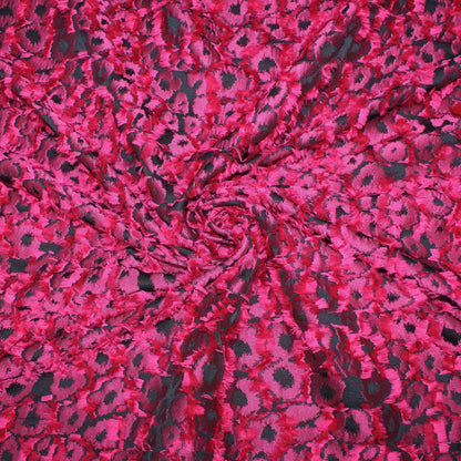 Tissus haute couture. Tissus au mètre pas cher. Tissus pas cher. Acheter tissus au mètre. Tissus français. Tissus de grandes maisons. Tissus haut de gamme. Tissus pour collection. Tissus pour createur. Jeune createur. Laine. Soie. Coton. Lin.