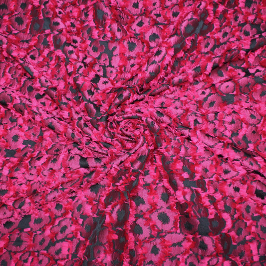Tissus haute couture. Tissus au mètre pas cher. Tissus pas cher. Acheter tissus au mètre. Tissus français. Tissus de grandes maisons. Tissus haut de gamme. Tissus pour collection. Tissus pour createur. Jeune createur. Laine. Soie. Coton. Lin.