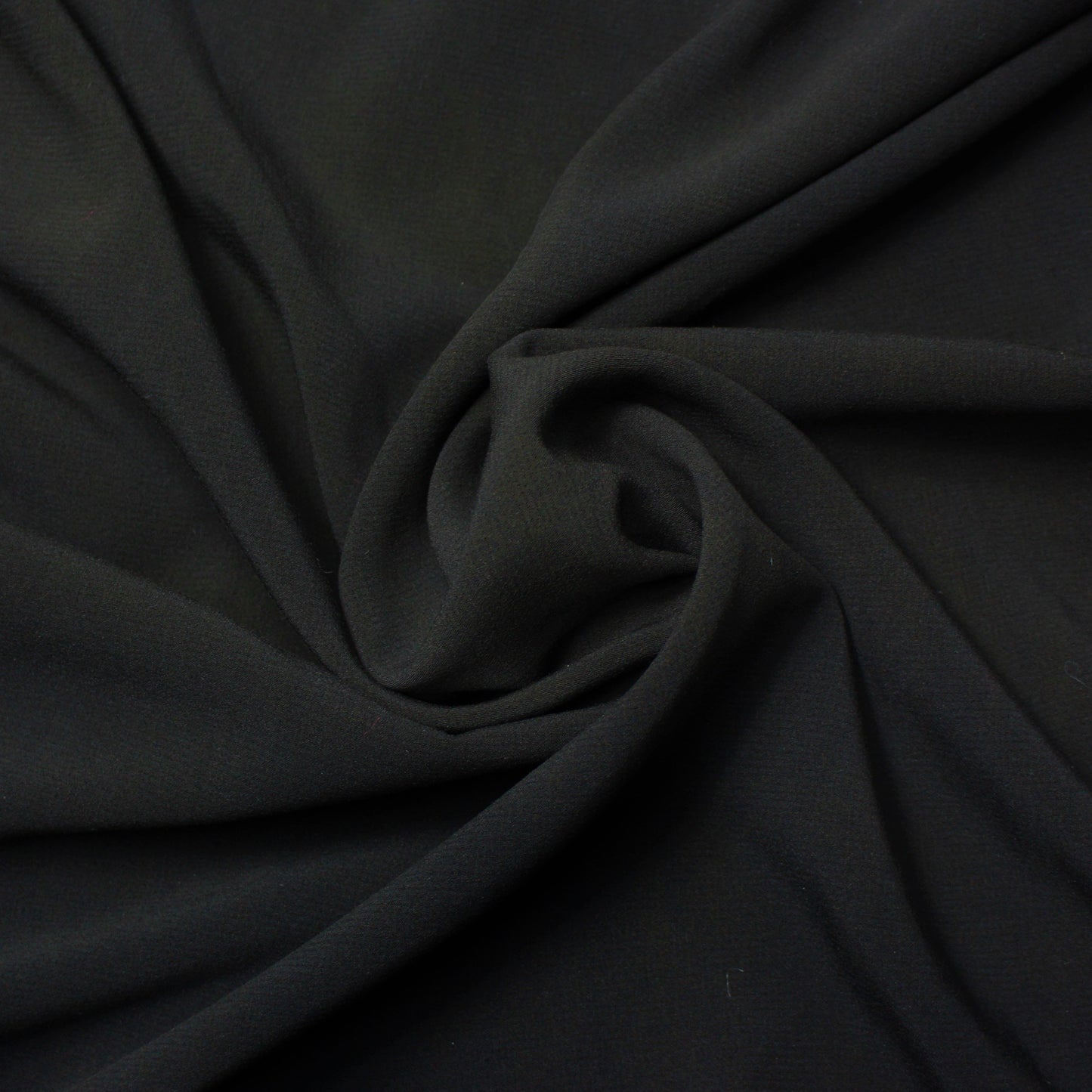 Tissus haute couture. Tissus au mètre pas cher. Tissus pas cher. Acheter tissus au mètre. Tissus français. Tissus de grandes maisons. Tissus haut de gamme. Tissus pour collection. Tissus pour createur. Jeune createur. Laine. Soie. Coton. Lin.
