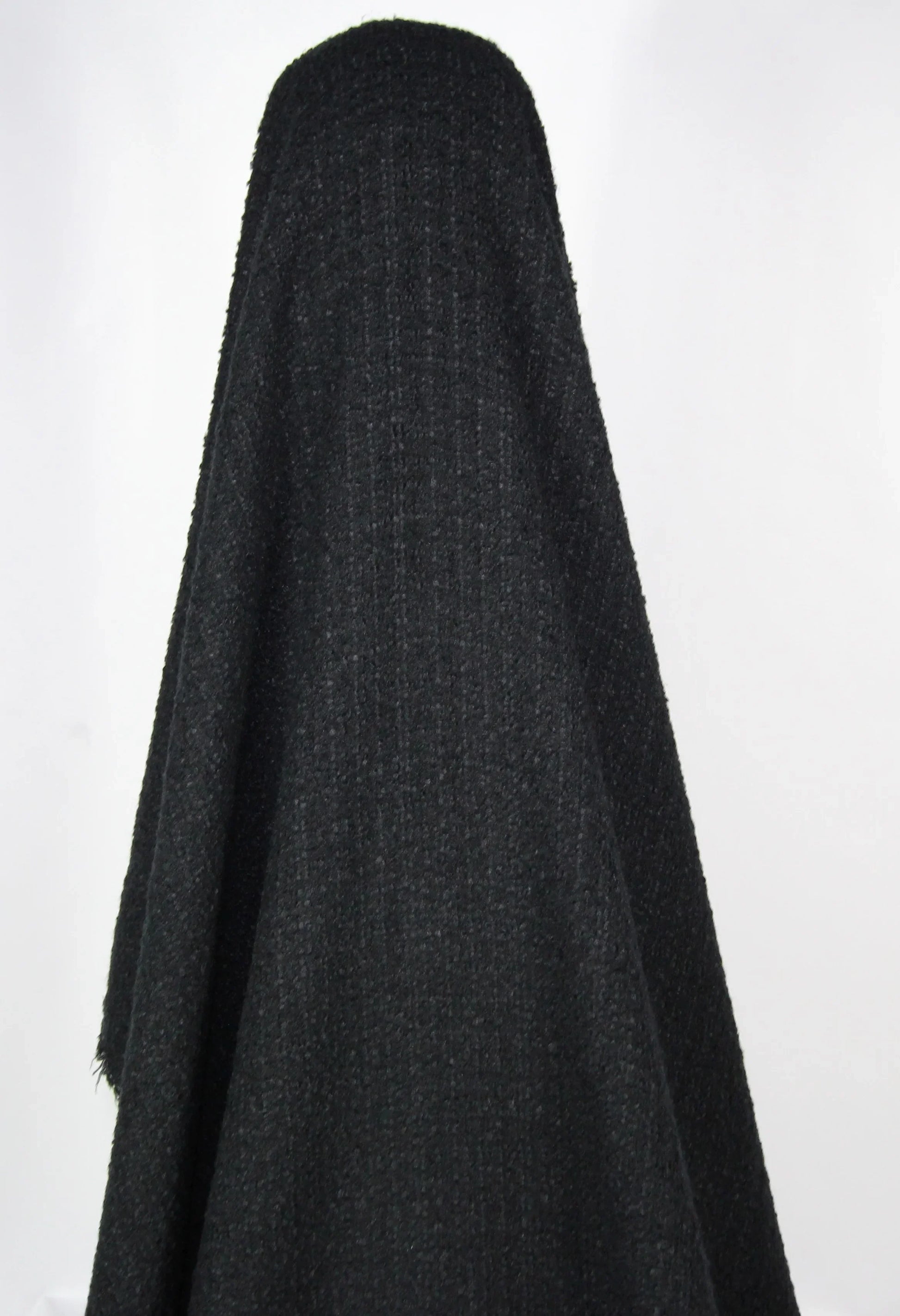 Tissu tweed de laine bouclette noir - à carreaux ton sur ton | Bennytex | Mondial Tissus | Cousette | Tissus de rêve | Tissus.net