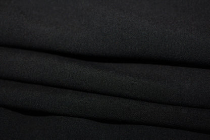 Tissus haute couture. Tissus au mètre pas cher. Tissus pas cher. Acheter tissus au mètre. Tissus français. Tissus de grandes maisons. Tissus haut de gamme. Tissus pour collection. Tissus pour createur. Jeune createur. Laine. Soie. Coton. Lin.