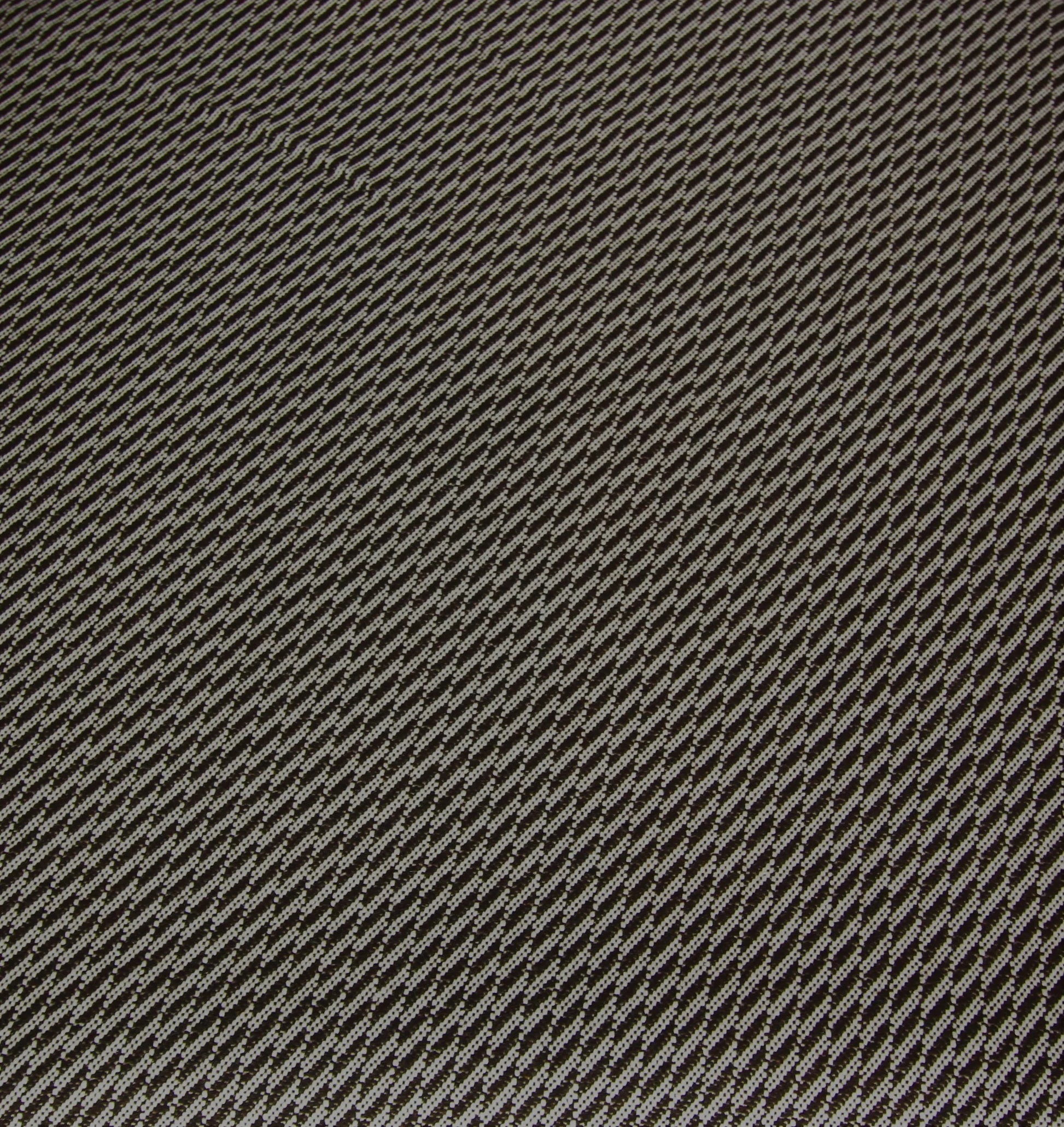 Tissus haute couture. Tissus au mètre pas cher. Tissus pas cher. Acheter tissus au mètre. Tissus français. Tissus de grandes maisons. Tissus haut de gamme. Tissus pour collection. Tissus pour createur. Jeune createur. Laine. Soie. Coton. Lin.