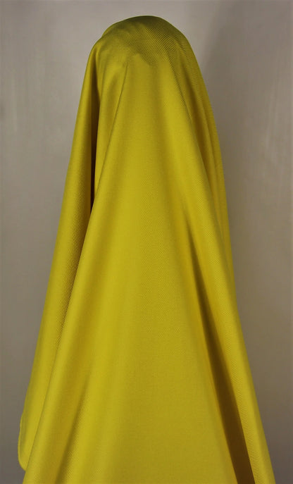 Tissus haute couture. Tissus au mètre pas cher. Tissus pas cher. Acheter tissus au mètre. Tissus français. Tissus de grandes maisons. Tissus haut de gamme. Tissus pour collection. Tissus pour createur. Jeune createur. Laine. Soie. Coton. Lin.