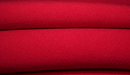 Tissus haute couture. Tissus au mètre pas cher. Tissus pas cher. Acheter tissus au mètre. Tissus français. Tissus de grandes maisons. Tissus haut de gamme. Tissus pour collection. Tissus pour createur. Jeune createur. Laine. Soie. Coton. Lin.