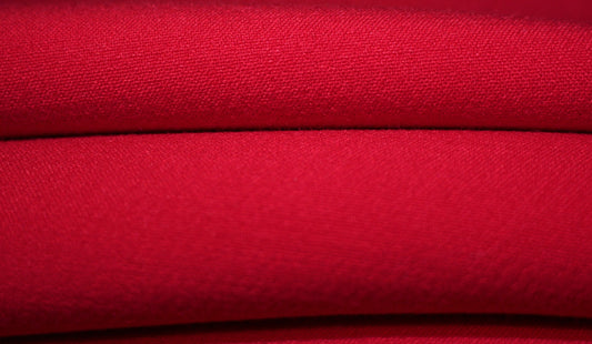 Tissus haute couture. Tissus au mètre pas cher. Tissus pas cher. Acheter tissus au mètre. Tissus français. Tissus de grandes maisons. Tissus haut de gamme. Tissus pour collection. Tissus pour createur. Jeune createur. Laine. Soie. Coton. Lin.