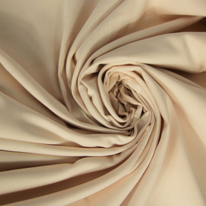 Tissus haute couture. Tissus au mètre pas cher. Tissus pas cher. Acheter tissus au mètre. Tissus français. Tissus de grandes maisons. Tissus haut de gamme. Tissus pour collection. Tissus pour createur. Jeune createur. Laine. Soie. Coton. Lin.