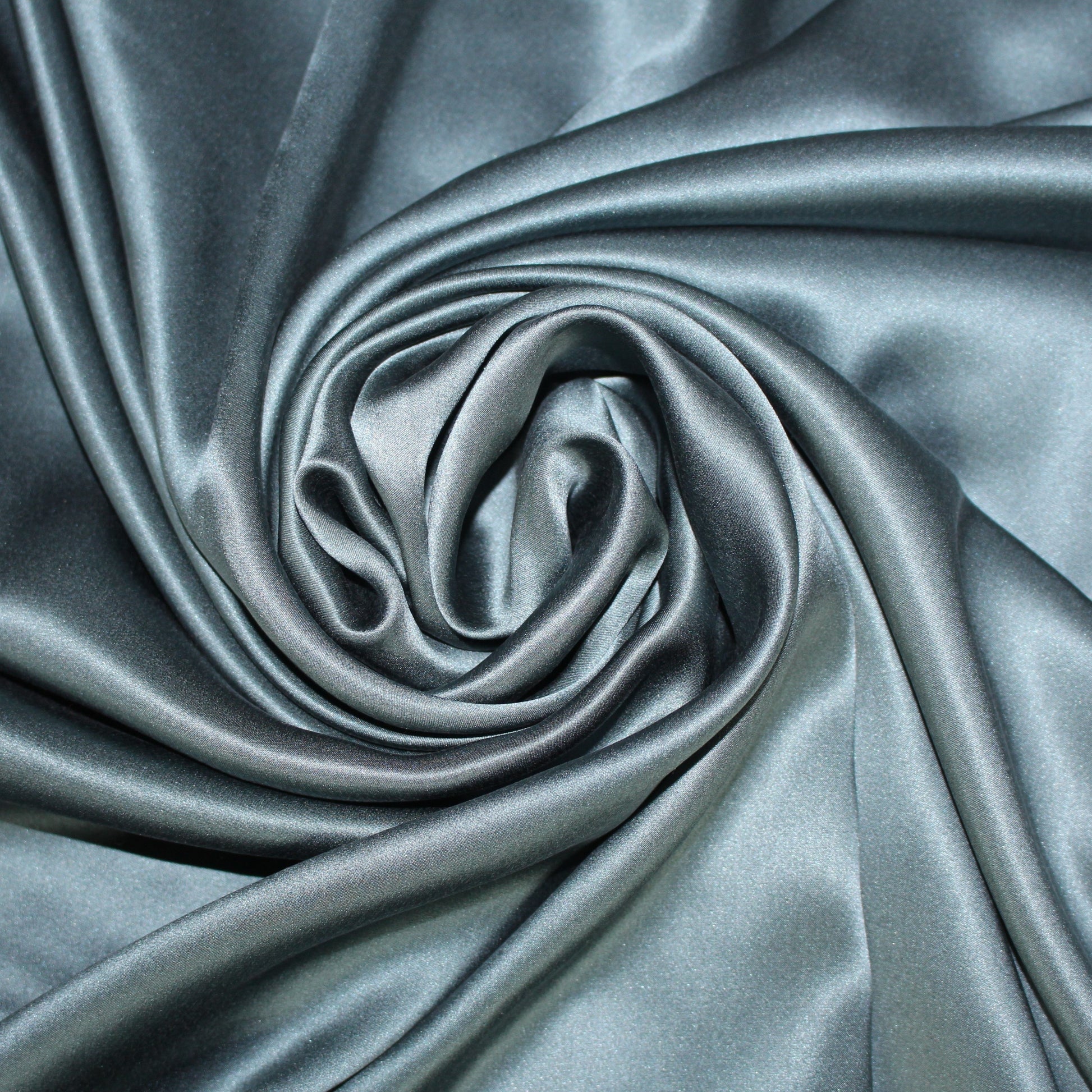 Tissu satin de soie 100% - bleu canard | Bennytex | Mondial Tissus | Cousette | Tissus de rêve | Tissus.net