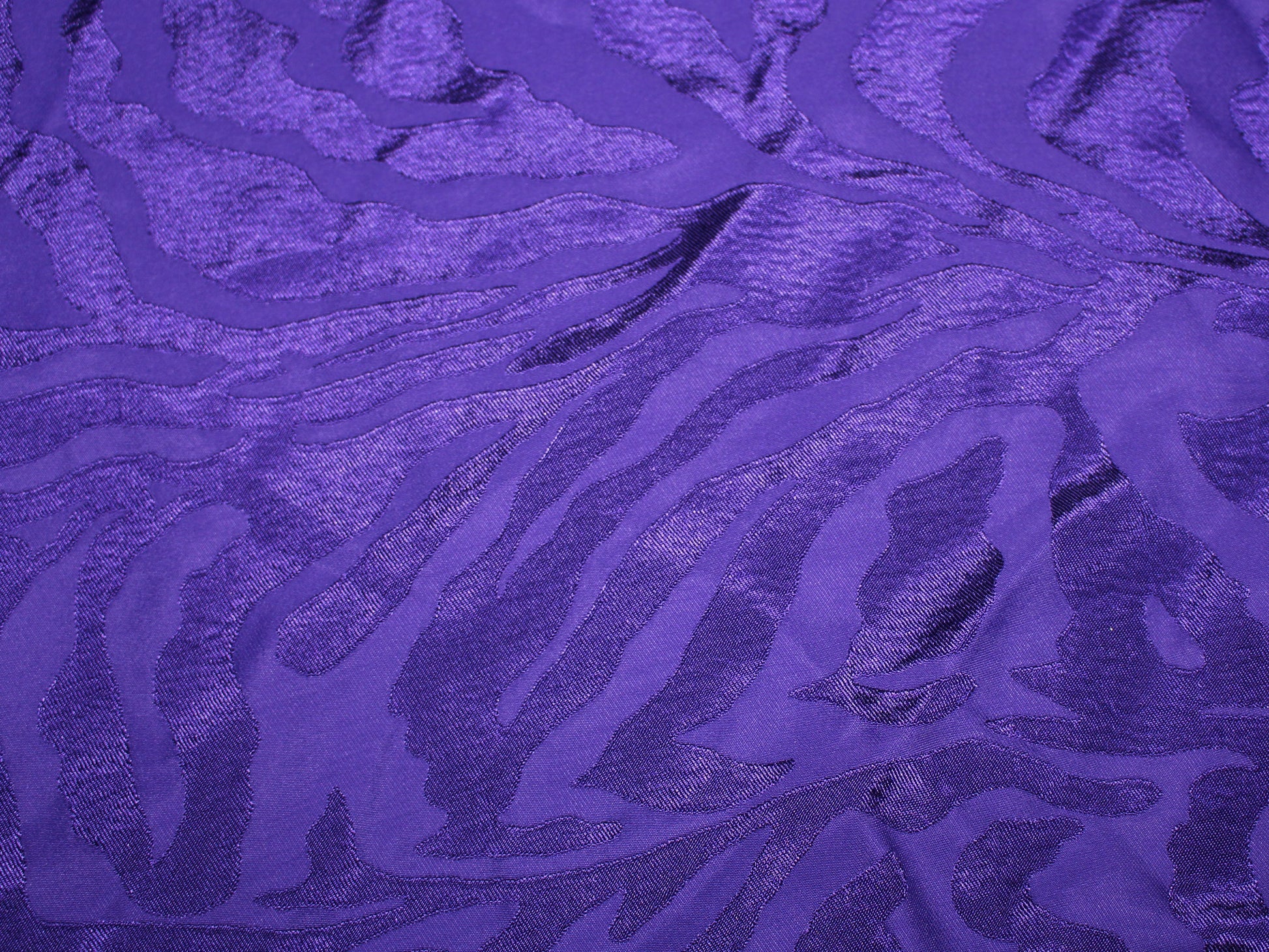 So Tissus | Coupon de 3 mètres - rayon - violet ton sur ton | Bennytex | Mondial Tissus | Cousette | Tissus de rêve | Tissus.net