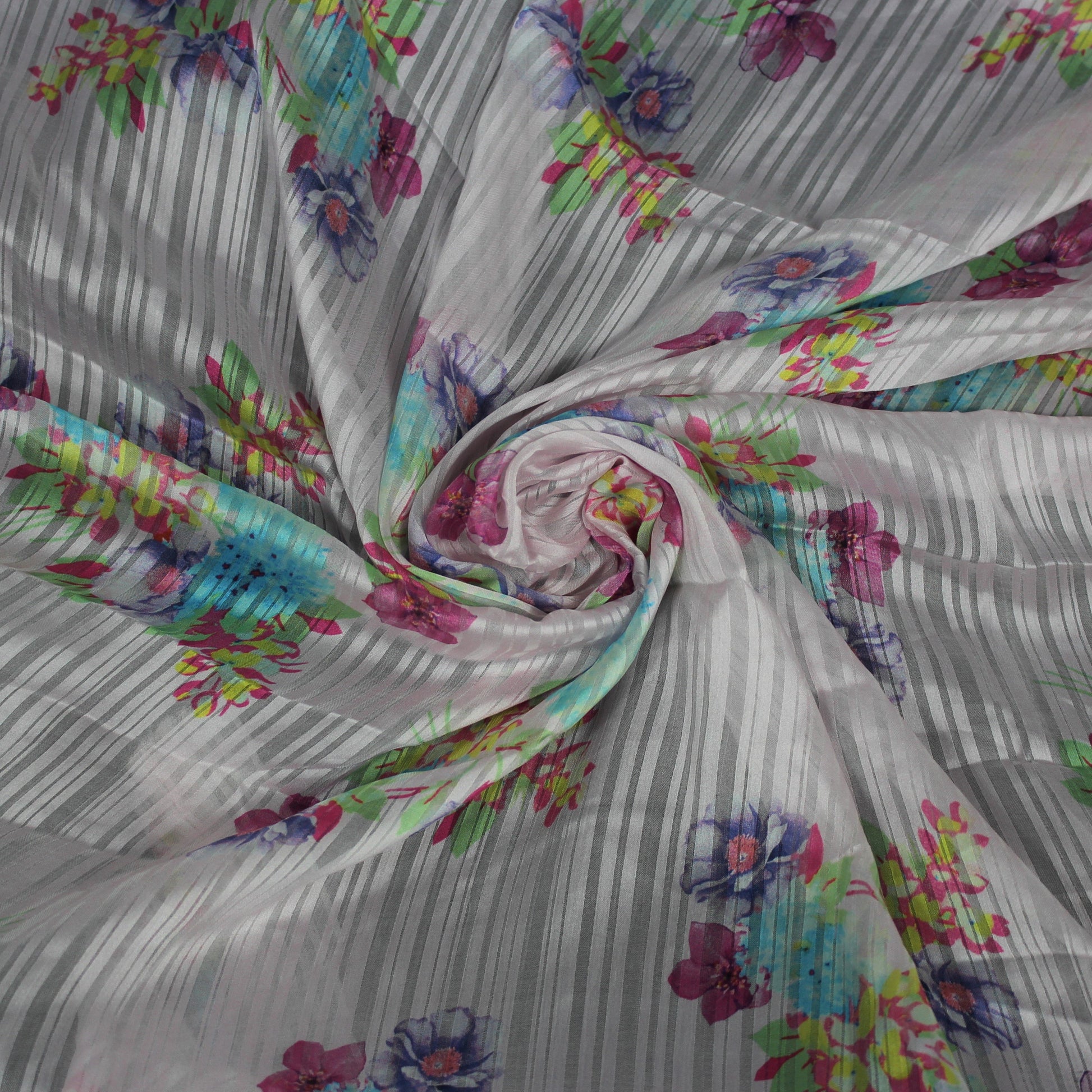 Coupon de 2 mètres - Mousseline polyester - imprimé fleuri - photo 1/5 | So Tissus