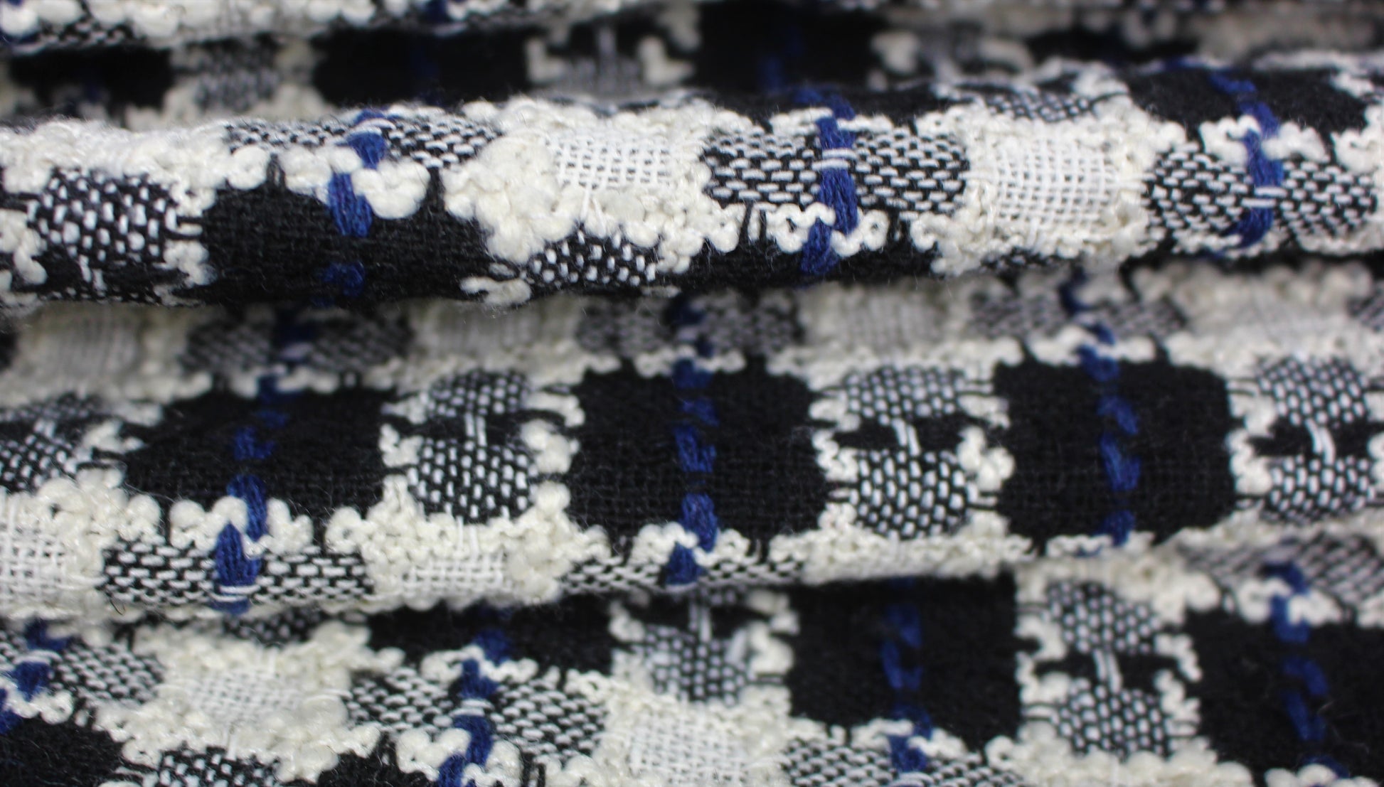 So Tissus | Coupon de 3 mètres - Tweed coton à carreaux - noir et blanc| Bennytex | Mondial Tissus | Cousette | Tissus de rêve | Tissus.net