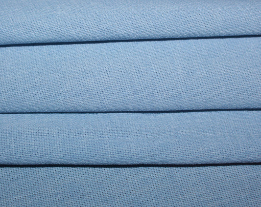 Tissus haute couture. Tissus au mètre pas cher. Tissus pas cher. Acheter tissus au mètre. Tissus français. Tissus de grandes maisons. Tissus haut de gamme. Tissus pour collection. Tissus pour createur. Jeune createur. Laine. Soie. Coton. Lin.