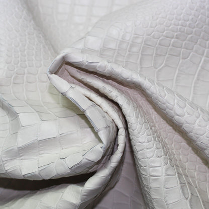 Tissus haute couture. Tissus au mètre pas cher. Tissus pas cher. Acheter tissus au mètre. Tissus français. Tissus de grandes maisons. Tissus haut de gamme. Tissus pour collection. Tissus pour createur. Jeune createur. Laine. Soie. Coton. Lin.