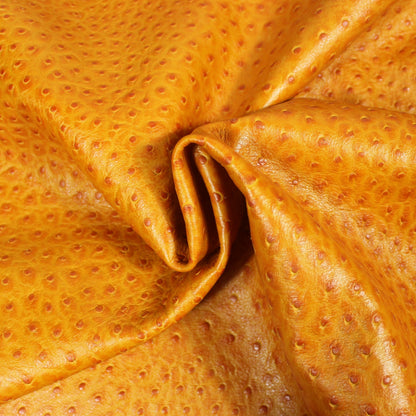 Tissus haute couture. Tissus au mètre pas cher. Tissus pas cher. Acheter tissus au mètre. Tissus français. Tissus de grandes maisons. Tissus haut de gamme. Tissus pour collection. Tissus pour createur. Jeune createur. Laine. Soie. Coton. Lin.