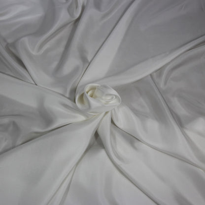 Tissu twill de soie - blanc | Bennytex | Mondial Tissus | Cousette | Tissus de rêve | Tissus.net