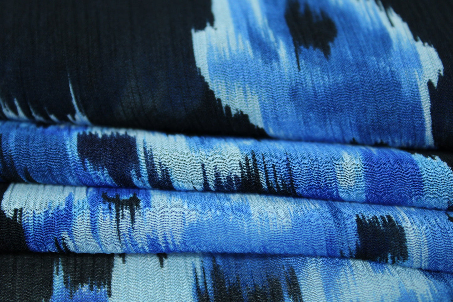 Tissu crêpon de soie viscose - imprimé tâcheté - photo 4/6 | So Tissus