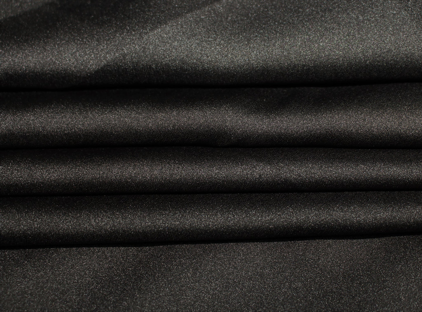 Tissu satin - noir - photo 3/4 | So Tissus