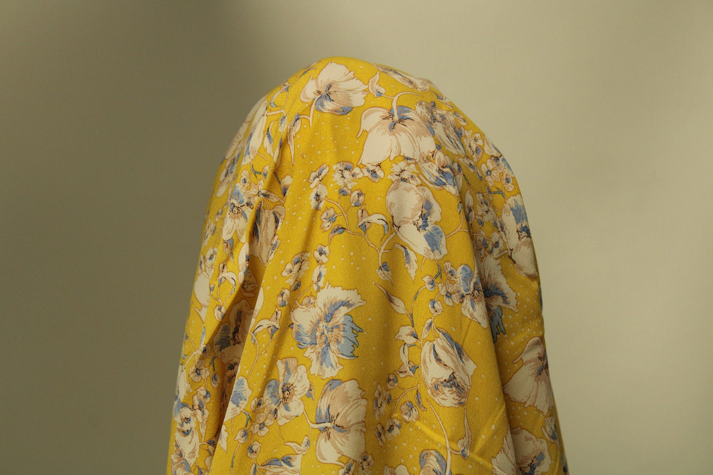 Tissu crêpe viscose - imprimé fleuri - photo 4/5 | So Tissus