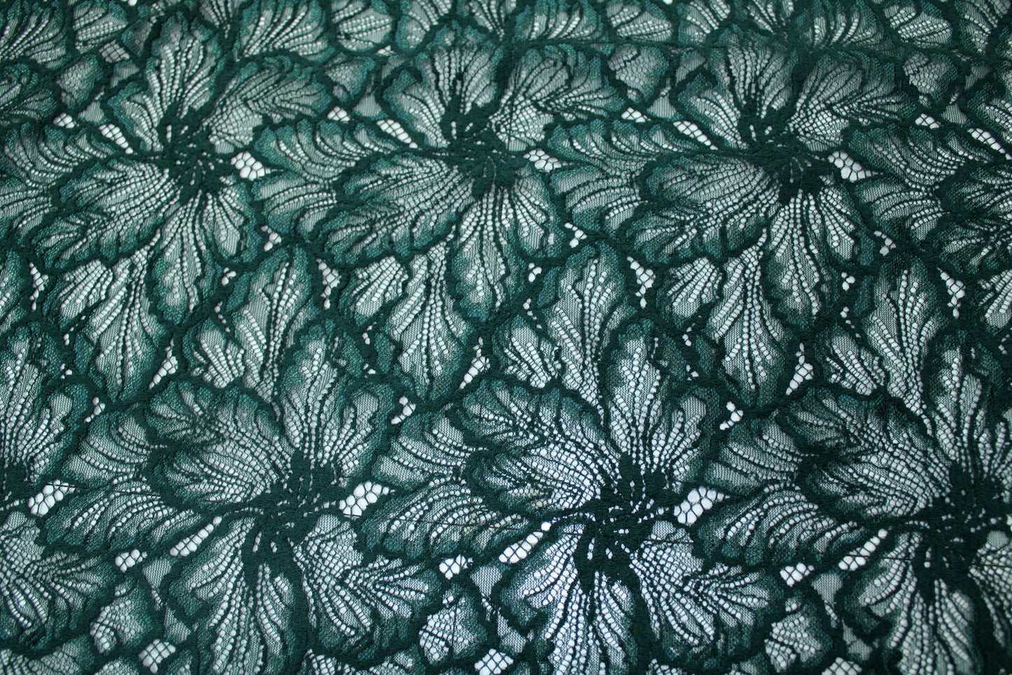 Tissu dentelle - vert sapin - photo 4/5 | So Tissus