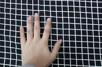 Tissu javanaise de viscose - à carreaux blanc et noir - photo 5/5 | So Tissus