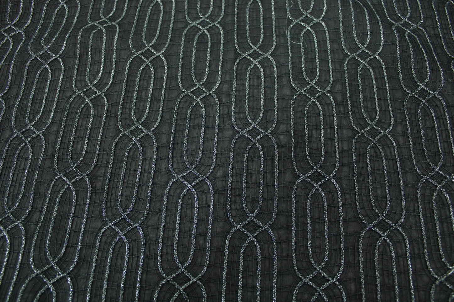 Tissu voile coton brodé - motif géométrique - noir - photo 6/6 | So Tissus