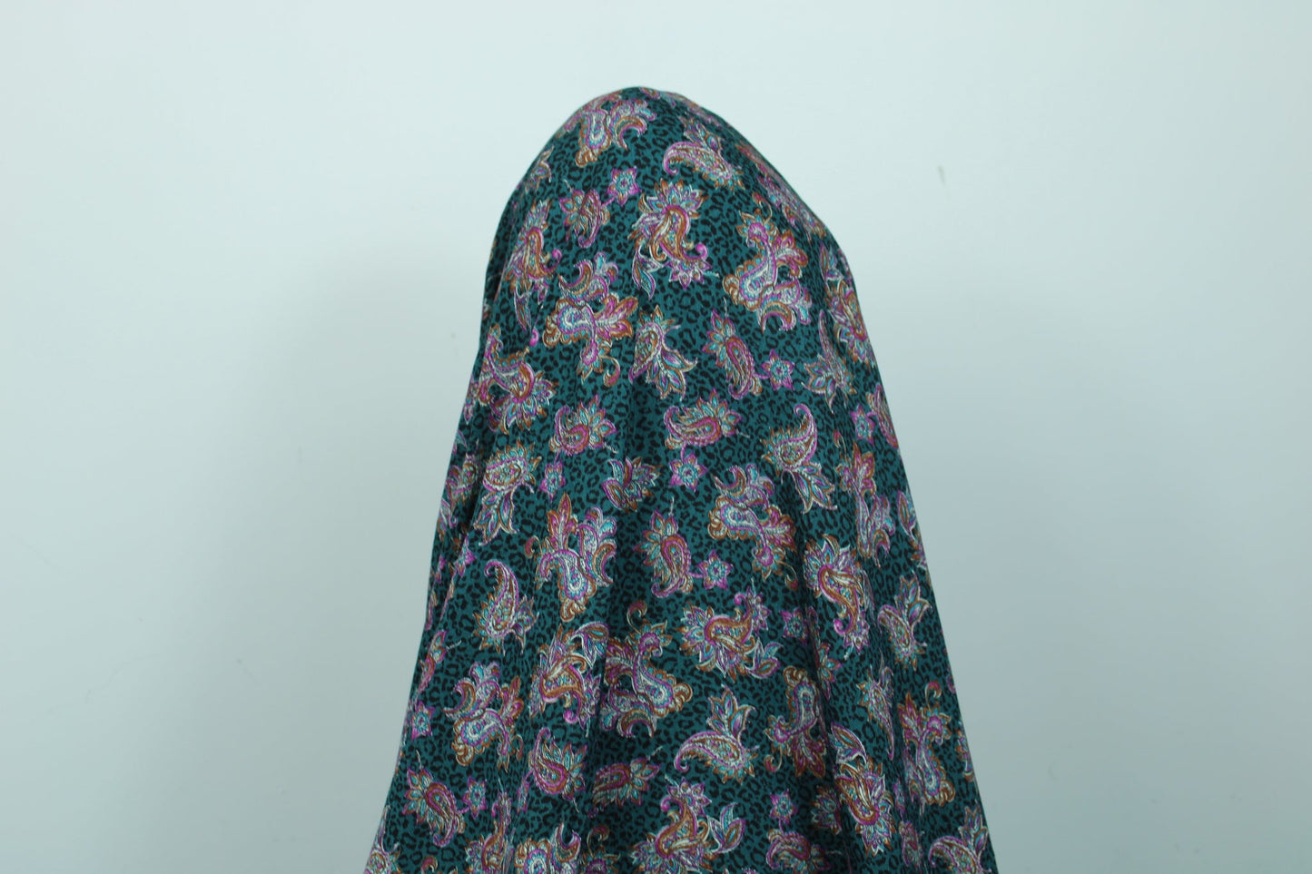Tissu crêpe viscose - imprimé cachemire - photo 4/6 | So Tissus
