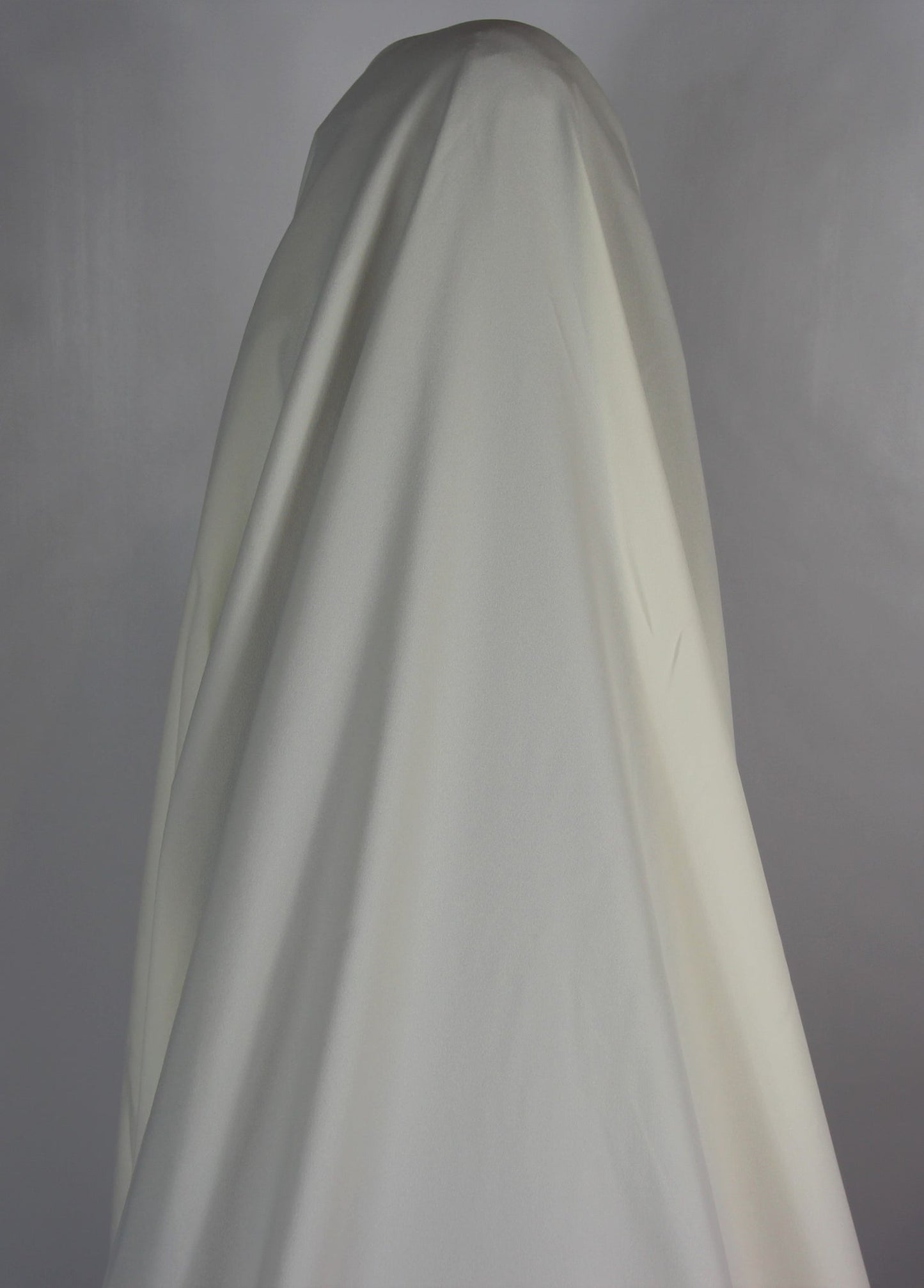 Tissu crêpe viscose - blanc - photo 2/3 | So Tissus