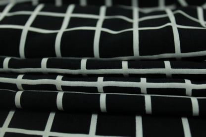 Tissu javanaise de viscose - à carreaux blanc et noir - photo 3/5 | So Tissus