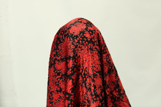 Coupon de 3 mètres - crêpe satin - imprimé tacheté - photo 2/4 | So Tissus