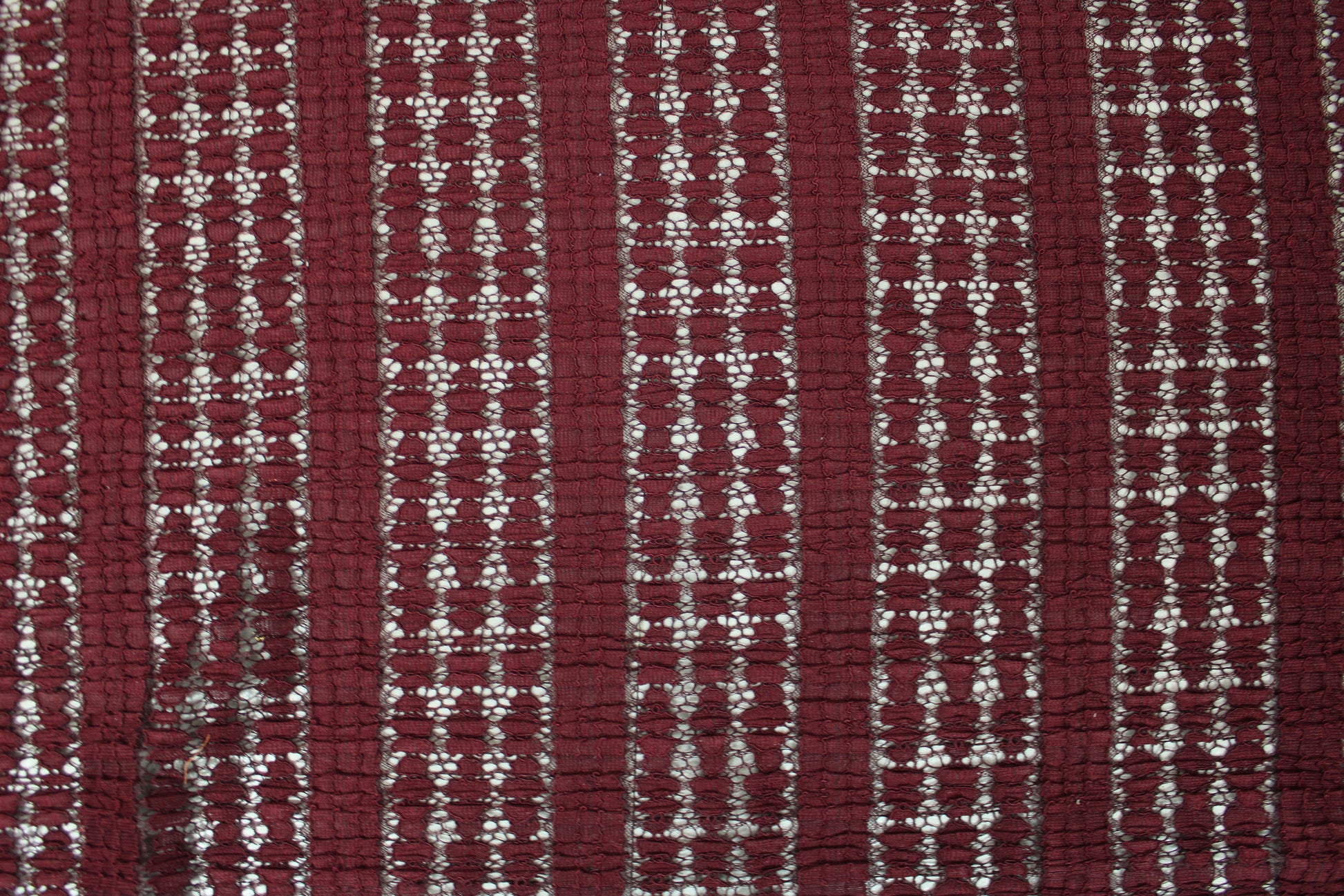 Tissu dentelle plissé - bordeaux - photo 4/5 | So Tissus