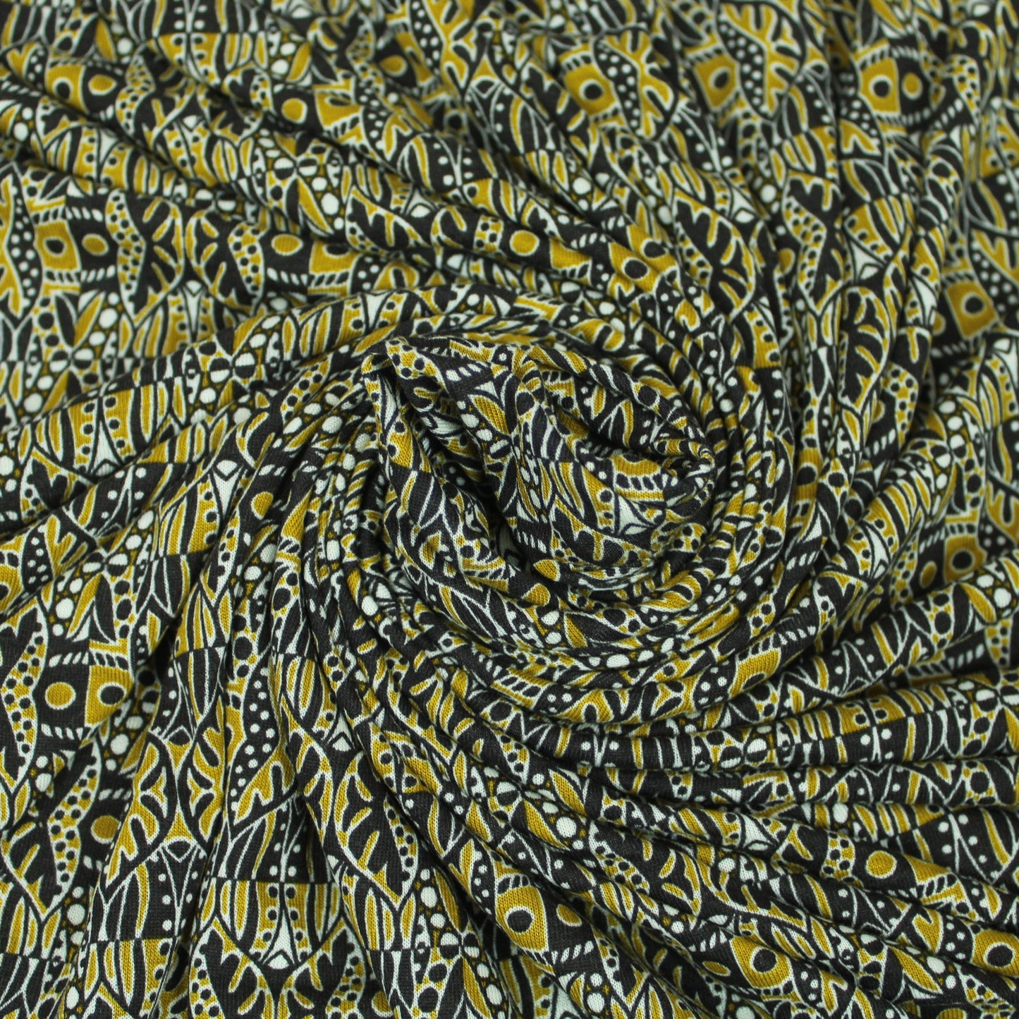 Tissu jersey viscose - imprimé ethnique - photo 1/5 | So Tissus