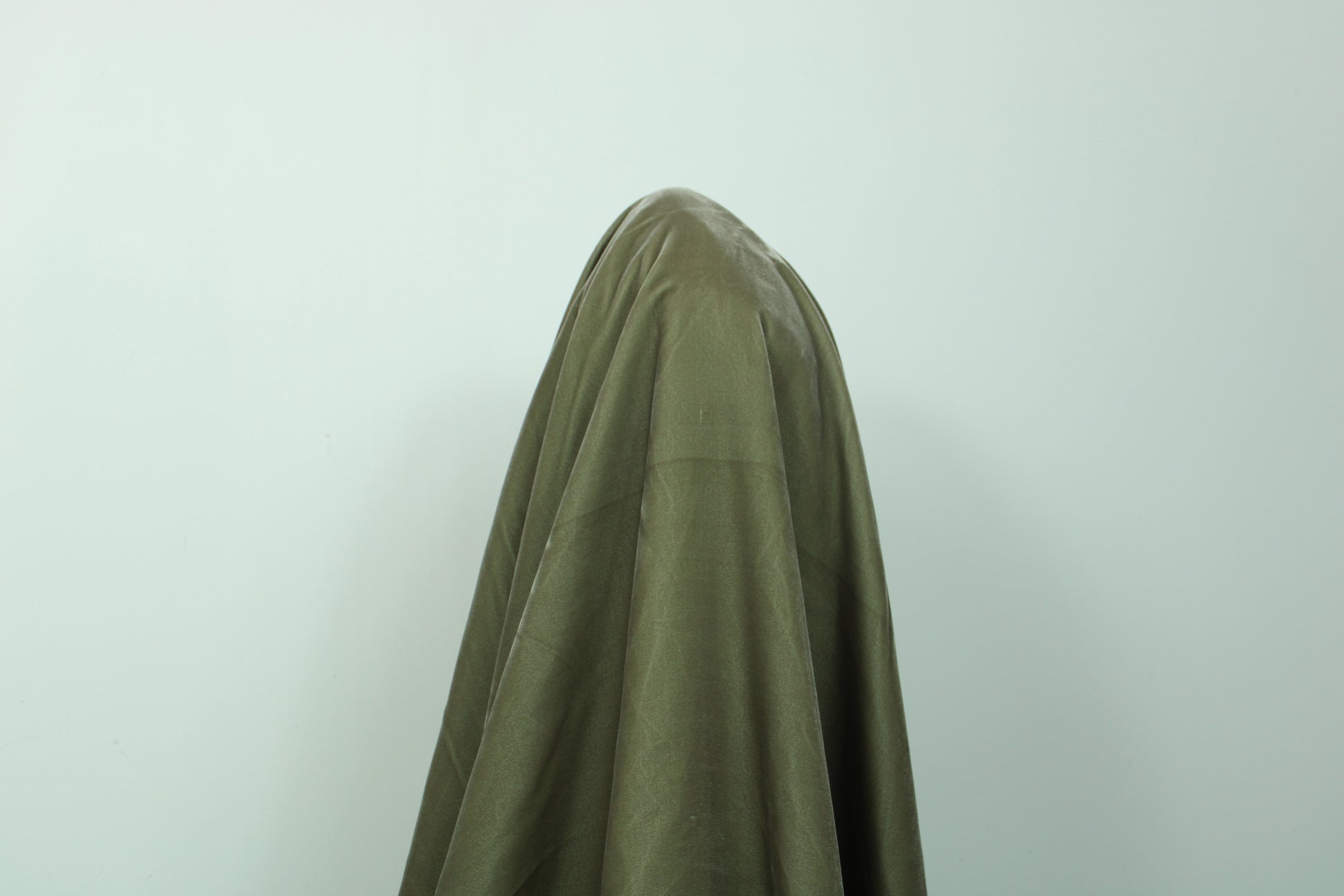 Tissu velours lisse - gris vert - photo 3/3 | So Tissus