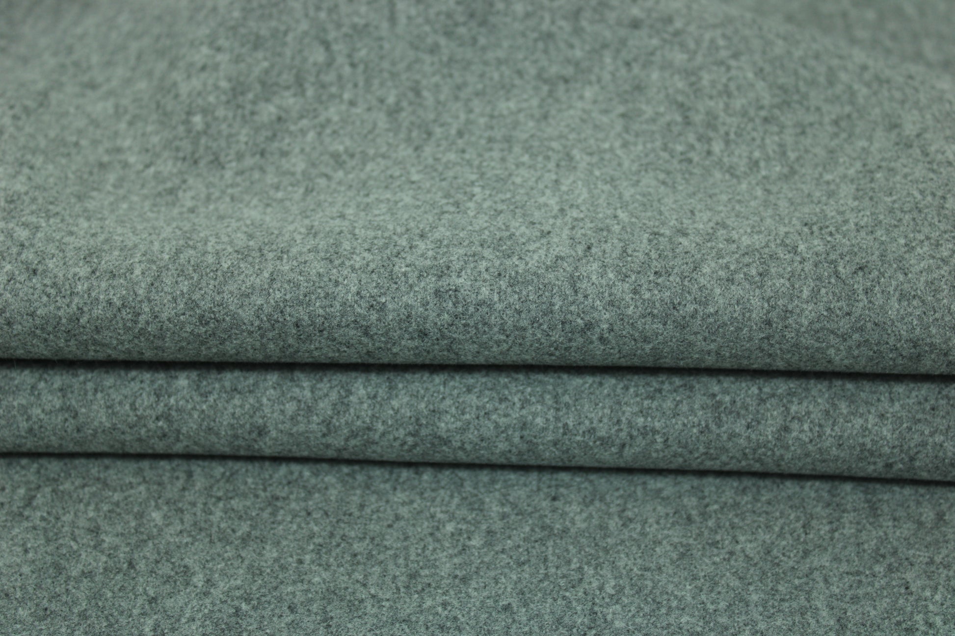 Tissu double drap de laine - gris clair - photo 2/3 | So Tissus
