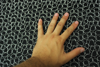 Tissu brocart de laine brodé motif tacheté - noir - photo 5/5 | So Tissus