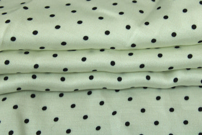 Tissu satin de viscose - à pois - écru et noir - photo 2/5 | So Tissus