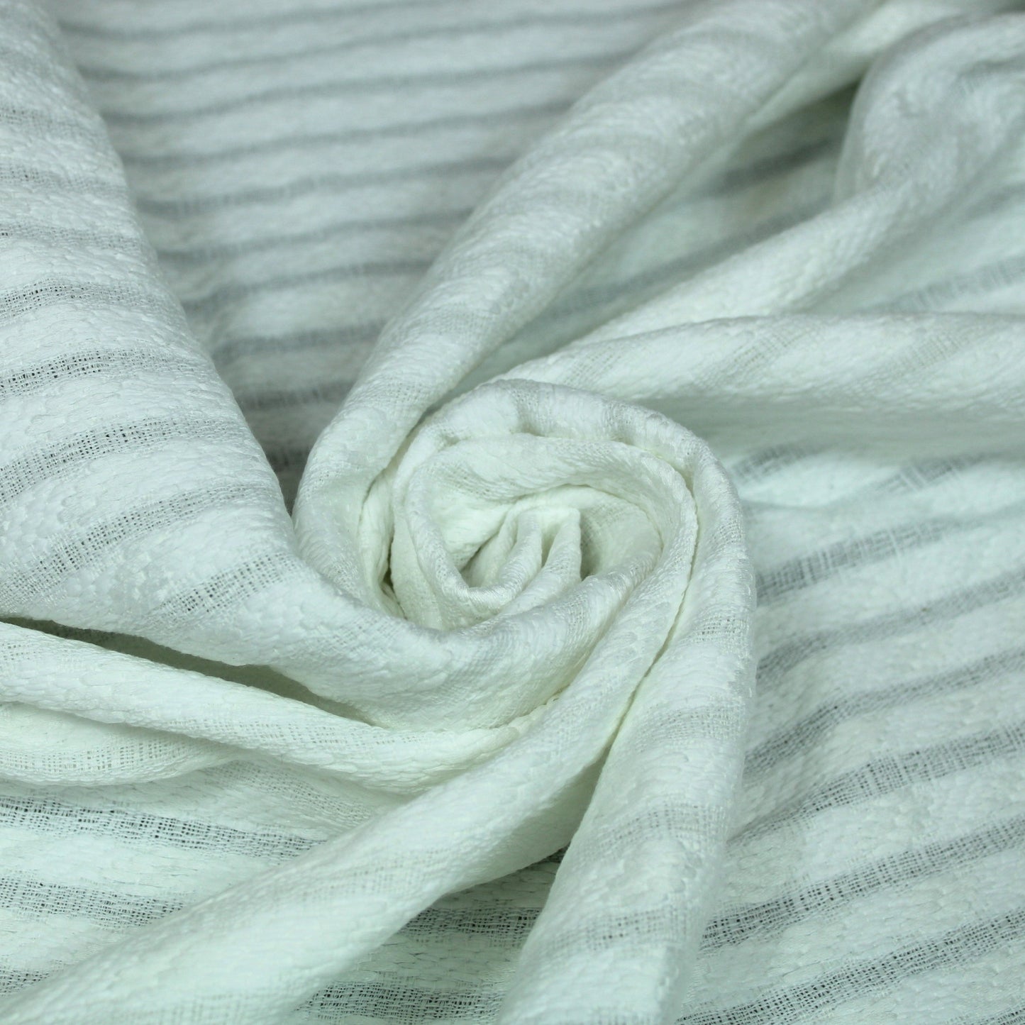 Tissu tweed à rayures - ton sur ton - blanc - photo 1/4 | So Tissus
