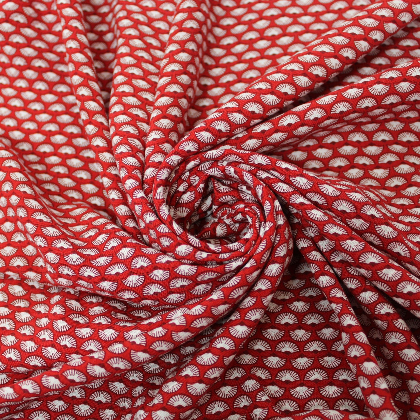 Tissu javanaise de viscose - imprimé éventail - photo 1/5 | So Tissus