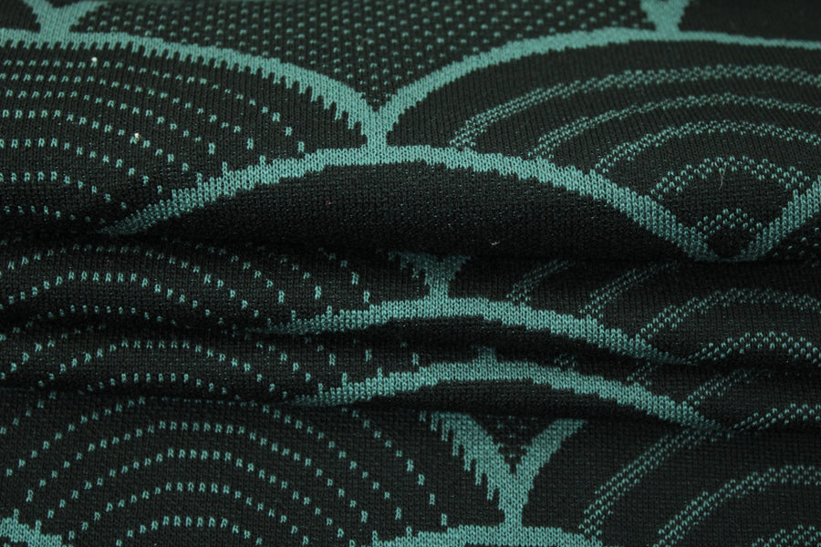 Tissu maille - imprimé écaille - vert pin et noir