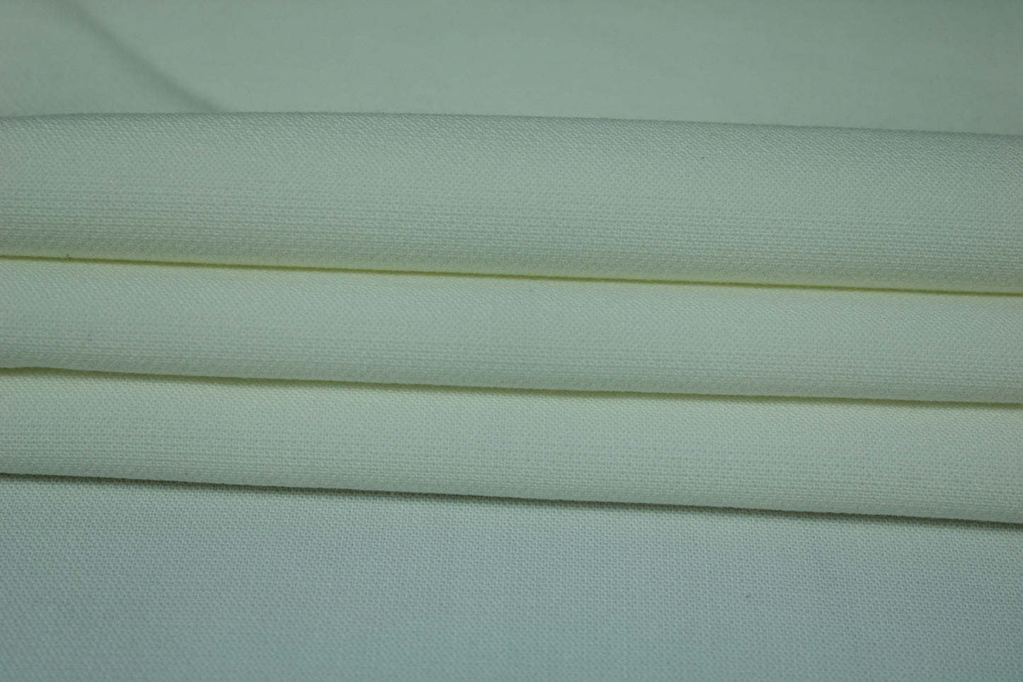 Tissu crêpe lourd - ivoire - photo 2/3 | So Tissus