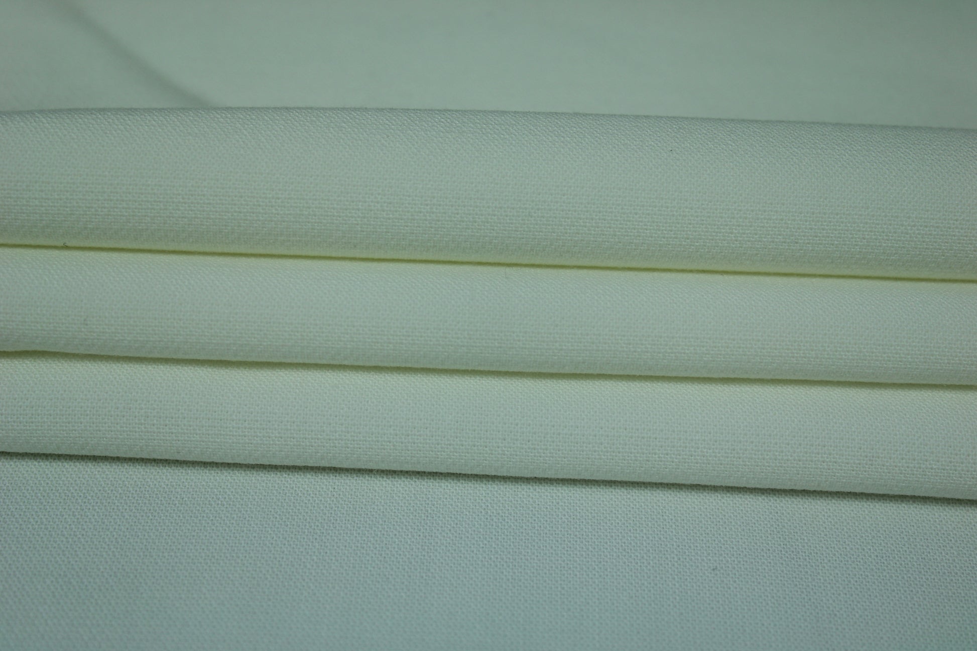 Tissu crêpe lourd - ivoire - photo 2/3 | So Tissus