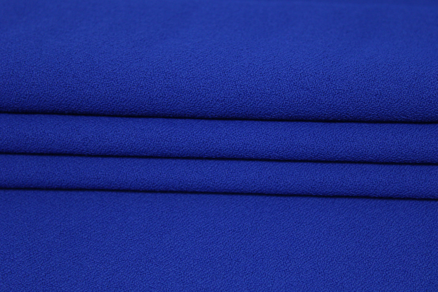 Tissu crêpe - bleu électrique - photo 2/3 | So Tissus