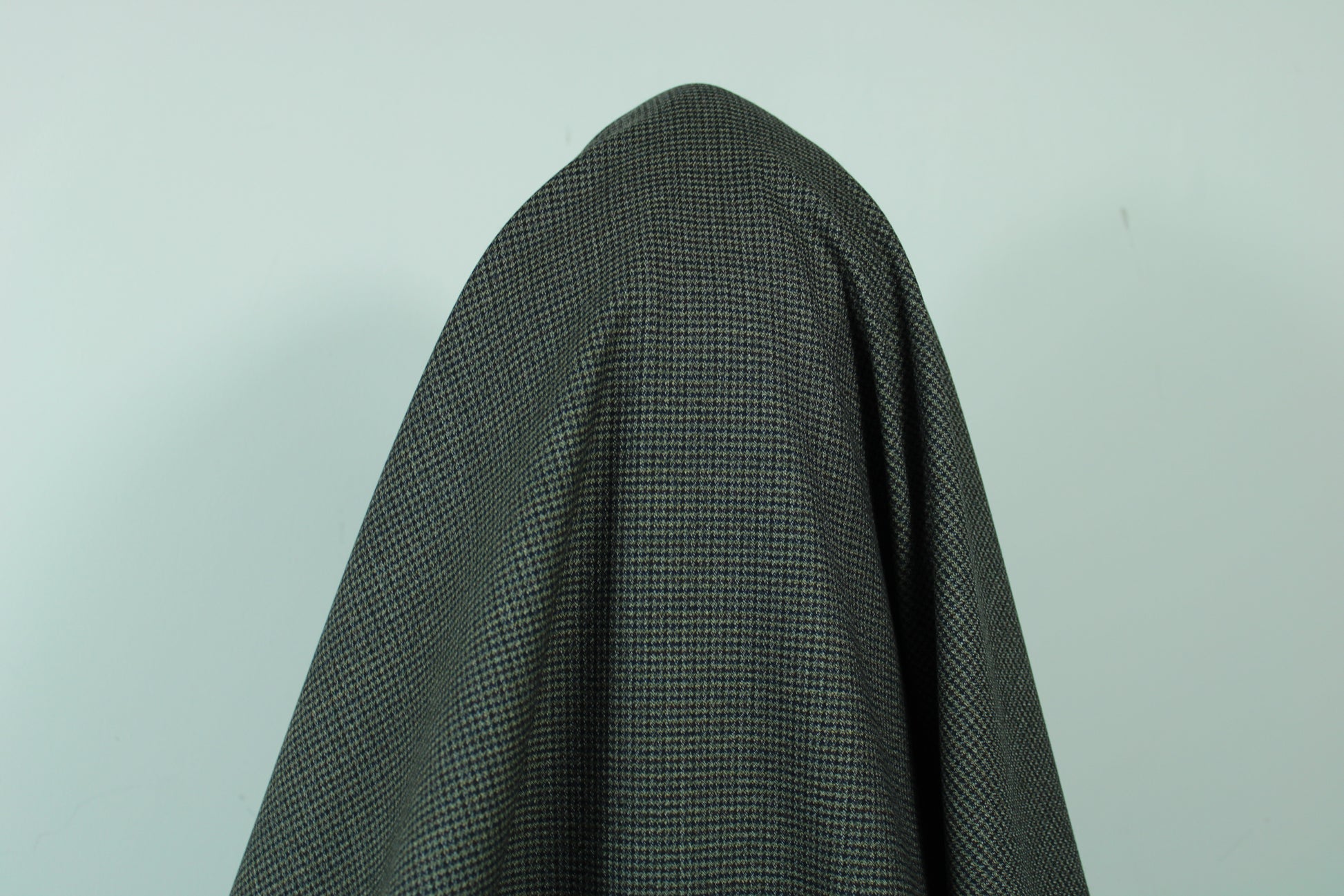 Tissu crêpe de laine - pieds de puce - ton gris - photo 3/5 | So Tissus